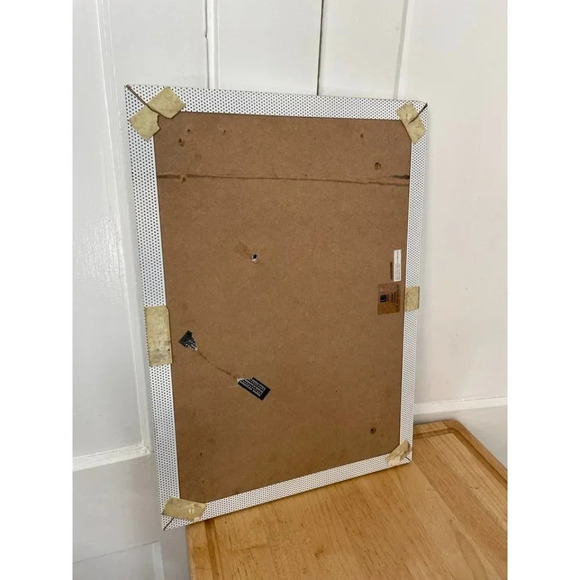 Umbra Design Erik Man Bulletboard Memo Board - Picture 7 of 10